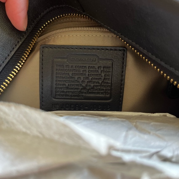 NWT Coach Black Leather Shoulder Bag - Picture 14 of 17
